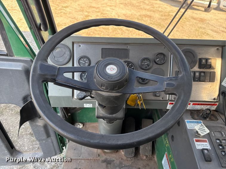 image for item EU5130 2015 Crane Carrier Low Entry refuse truck