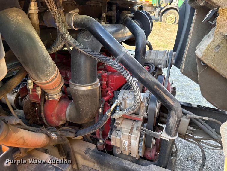 image for item EU5130 2015 Crane Carrier Low Entry refuse truck