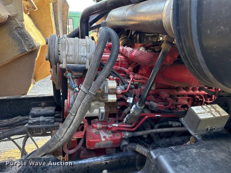 image for item EU5130 2015 Crane Carrier Low Entry refuse truck