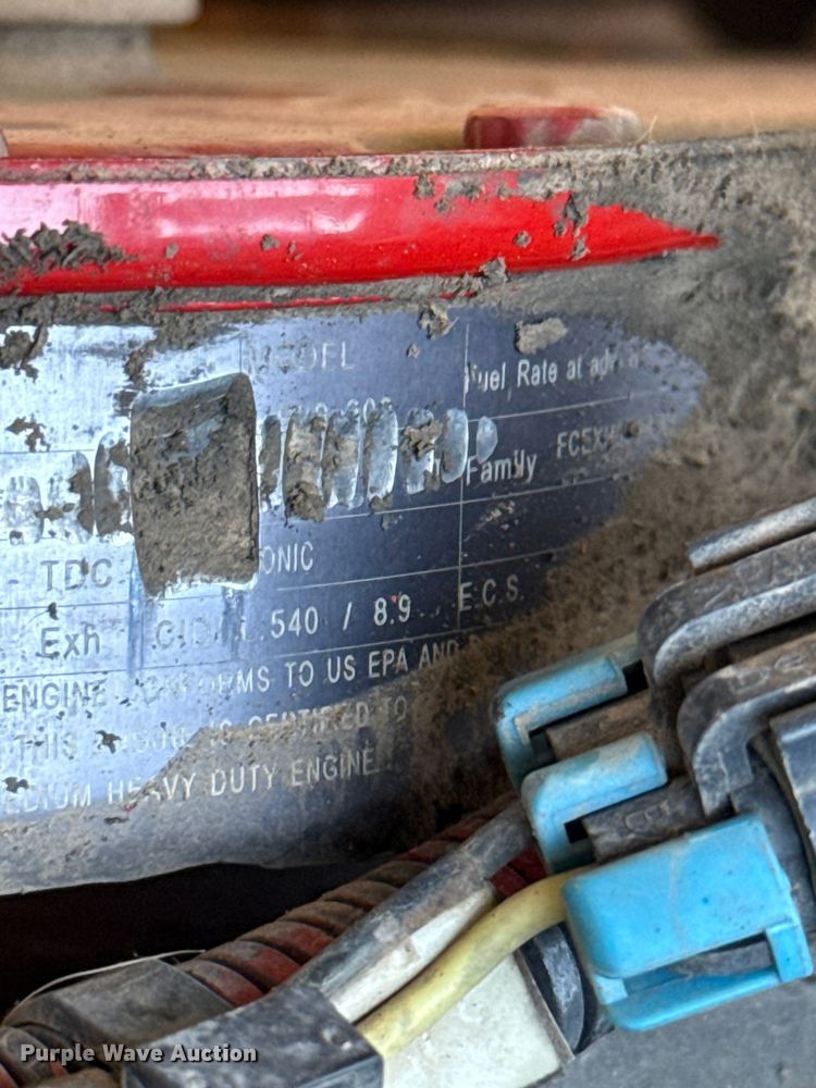 image for item EU5130 2015 Crane Carrier Low Entry refuse truck