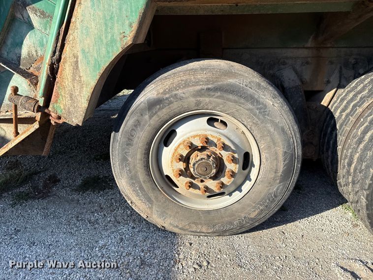 image for item EU5130 2015 Crane Carrier Low Entry refuse truck