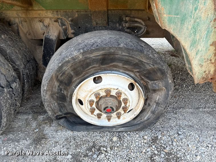 image for item EU5130 2015 Crane Carrier Low Entry refuse truck