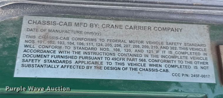 image for item EU5130 2015 Crane Carrier Low Entry refuse truck