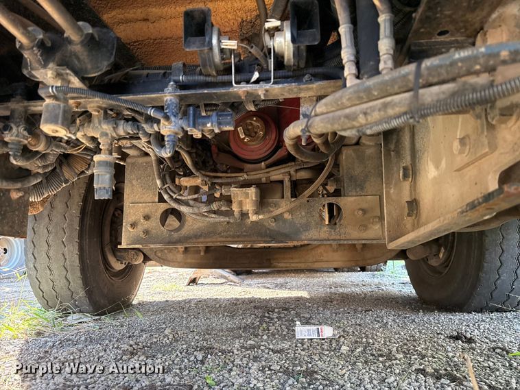 image for item EU5131 2016 Crane Carrier Low Entry refuse truck