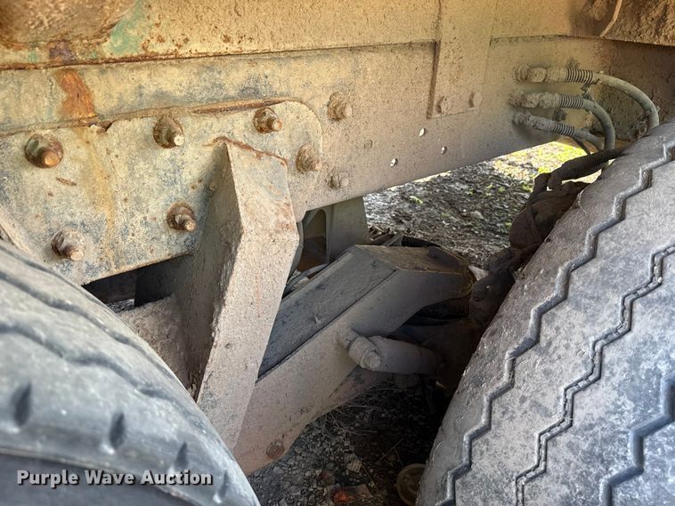 image for item EU5131 2016 Crane Carrier Low Entry refuse truck