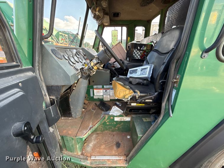 image for item EU5131 2016 Crane Carrier Low Entry refuse truck