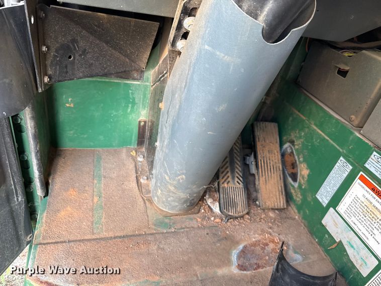 image for item EU5131 2016 Crane Carrier Low Entry refuse truck