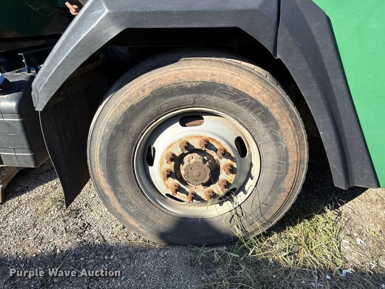 image for item EU5131 2016 Crane Carrier Low Entry refuse truck