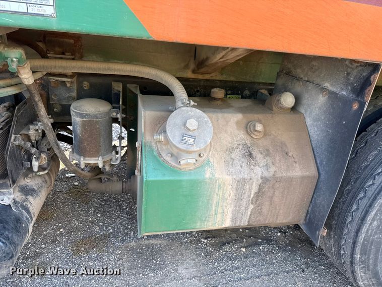 image for item EU5132 2016 Crane Carrier Low Entry refuse truck