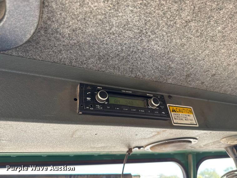 image for item EU5132 2016 Crane Carrier Low Entry refuse truck