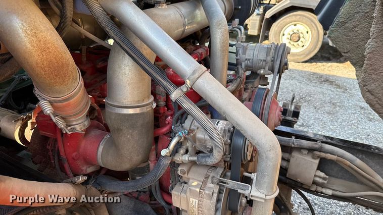 image for item EU5132 2016 Crane Carrier Low Entry refuse truck