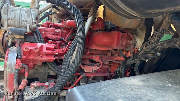 image for item EU5132 2016 Crane Carrier Low Entry refuse truck