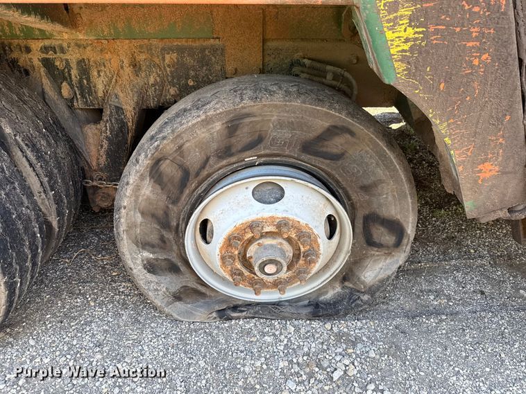 image for item EU5132 2016 Crane Carrier Low Entry refuse truck