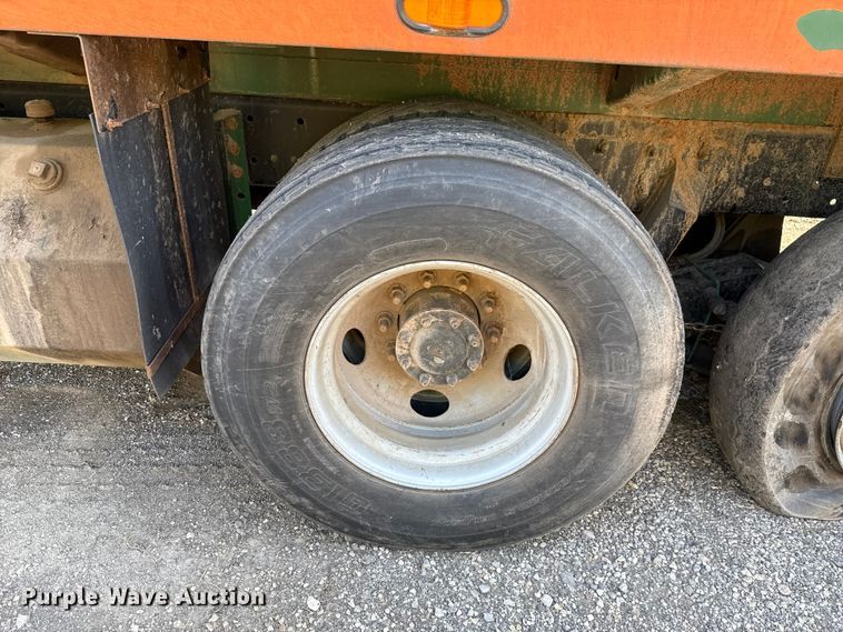 image for item EU5132 2016 Crane Carrier Low Entry refuse truck