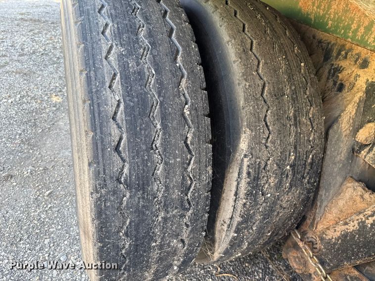 image for item EU5132 2016 Crane Carrier Low Entry refuse truck