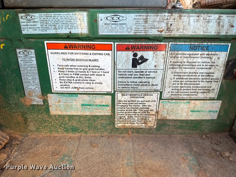 image for item EU5132 2016 Crane Carrier Low Entry refuse truck