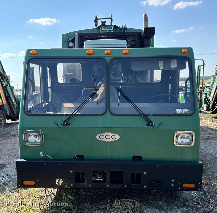 image for item EU5133 2013 Crane Carrier Low Entry refuse truck