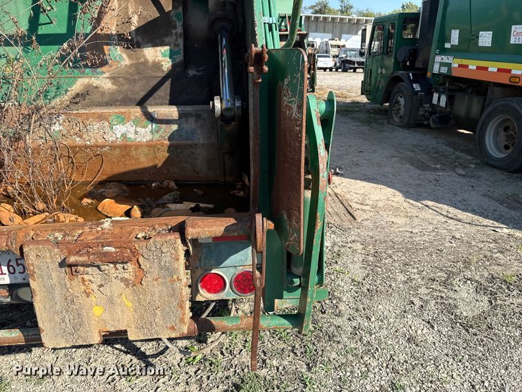 image for item EU5133 2013 Crane Carrier Low Entry refuse truck