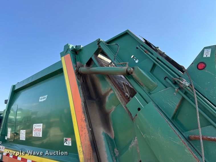 image for item EU5133 2013 Crane Carrier Low Entry refuse truck