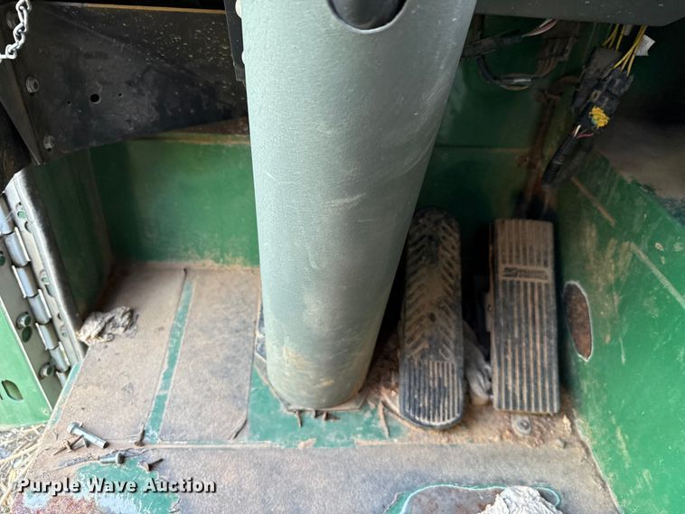 image for item EU5133 2013 Crane Carrier Low Entry refuse truck