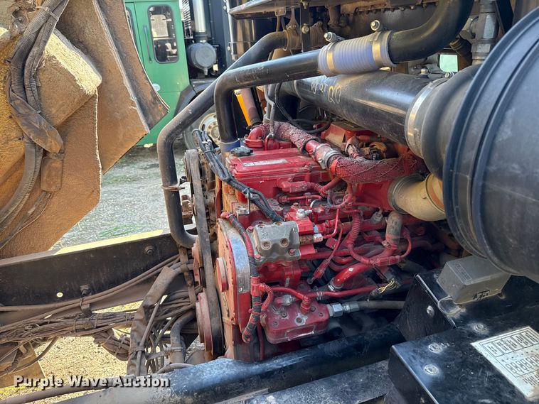 image for item EU5133 2013 Crane Carrier Low Entry refuse truck