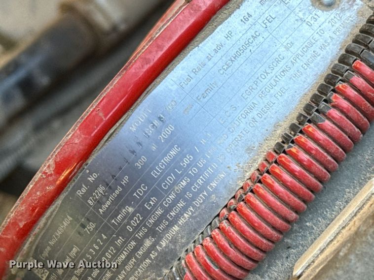 image for item EU5133 2013 Crane Carrier Low Entry refuse truck