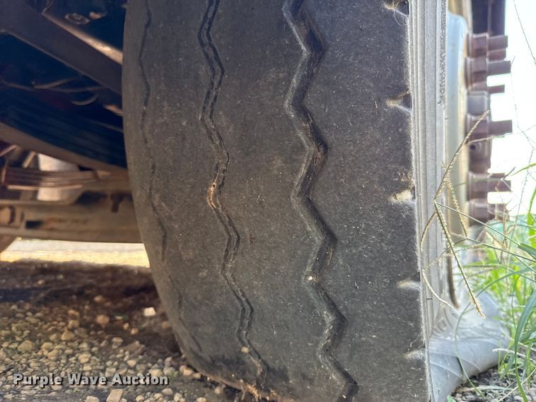 image for item EU5133 2013 Crane Carrier Low Entry refuse truck