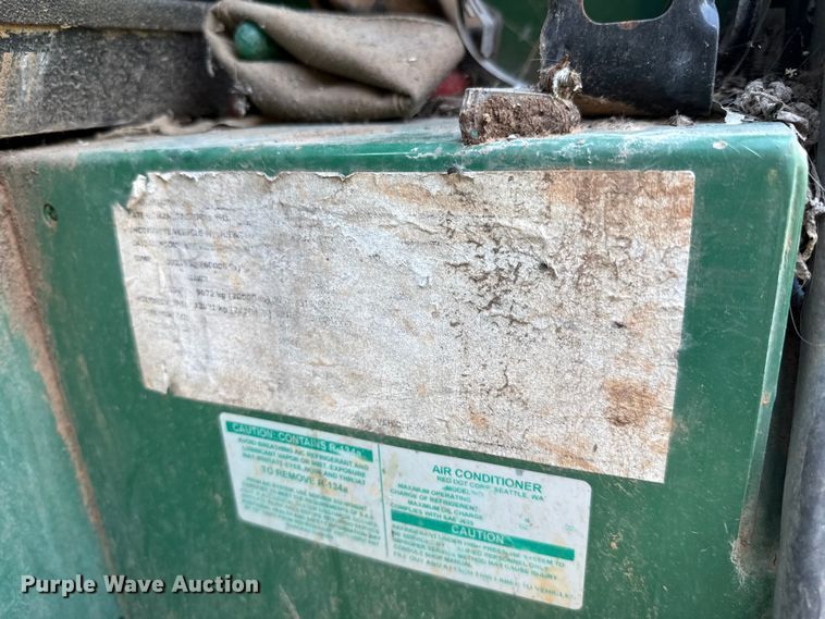 image for item EU5133 2013 Crane Carrier Low Entry refuse truck