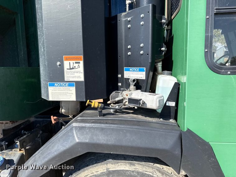 image for item EU5134 2015 Crane Carrier Low Entry refuse truck