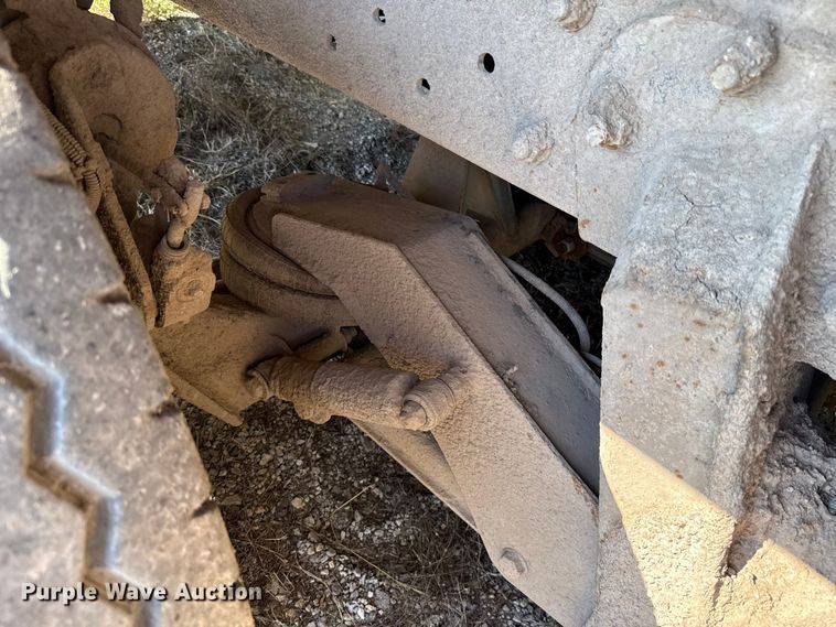 image for item EU5134 2015 Crane Carrier Low Entry refuse truck