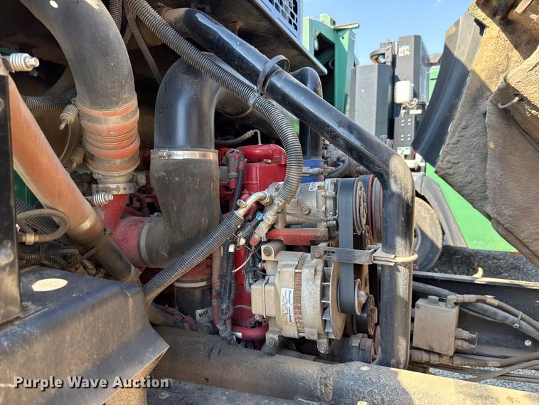 image for item EU5134 2015 Crane Carrier Low Entry refuse truck