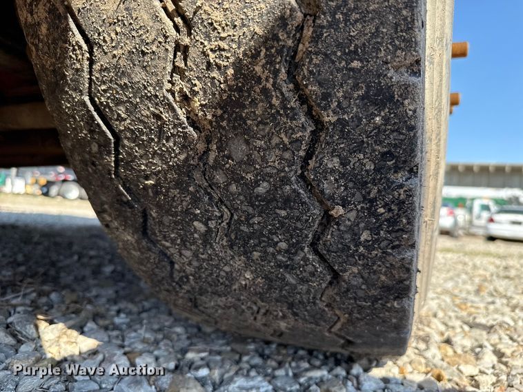 image for item EU5134 2015 Crane Carrier Low Entry refuse truck