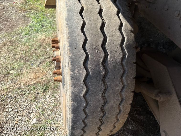 image for item EU5134 2015 Crane Carrier Low Entry refuse truck