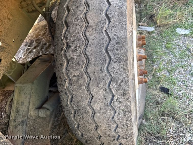 image for item EU5134 2015 Crane Carrier Low Entry refuse truck