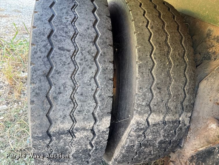 image for item EU5134 2015 Crane Carrier Low Entry refuse truck