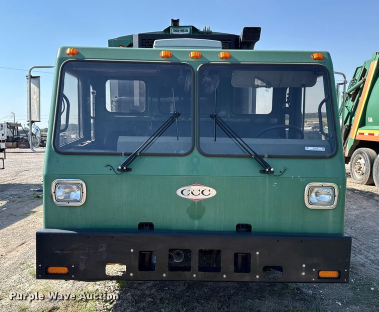 image for item EU5135 2013 Crane Carrier Low Entry refuse truck