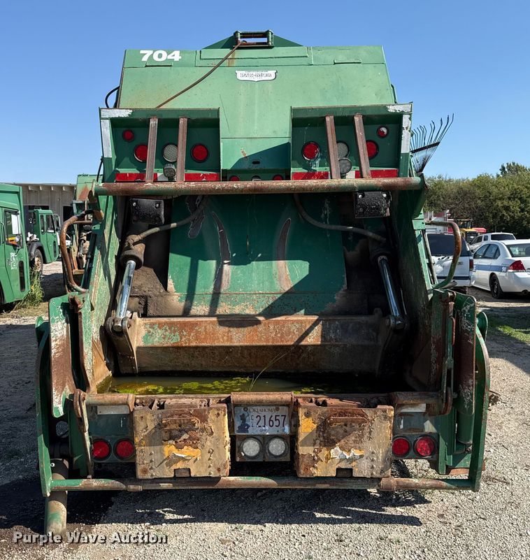 image for item EU5135 2013 Crane Carrier Low Entry refuse truck