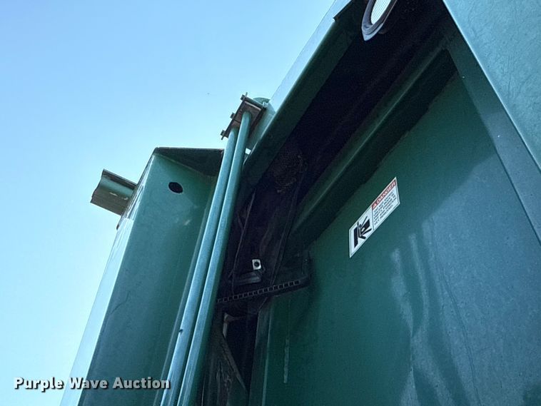 image for item EU5135 2013 Crane Carrier Low Entry refuse truck