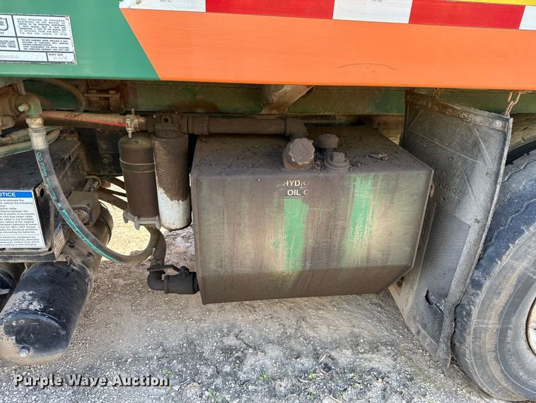 image for item EU5135 2013 Crane Carrier Low Entry refuse truck