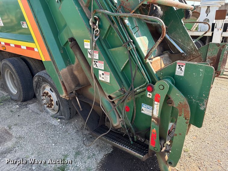 image for item EU5135 2013 Crane Carrier Low Entry refuse truck