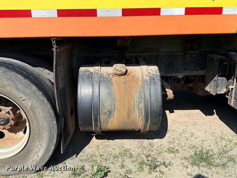 image for item EU5135 2013 Crane Carrier Low Entry refuse truck