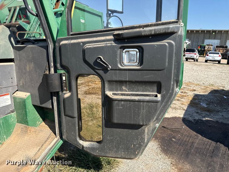 image for item EU5135 2013 Crane Carrier Low Entry refuse truck