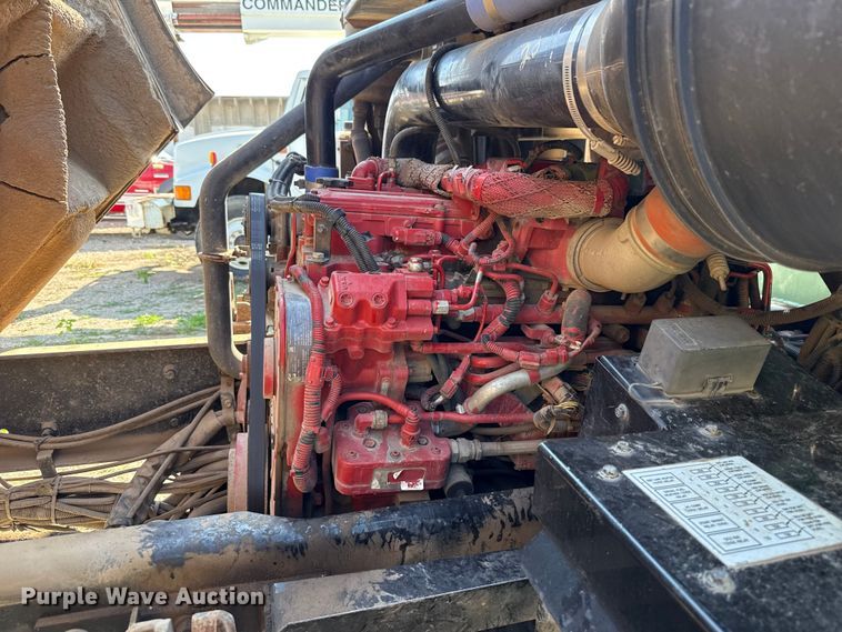 image for item EU5135 2013 Crane Carrier Low Entry refuse truck