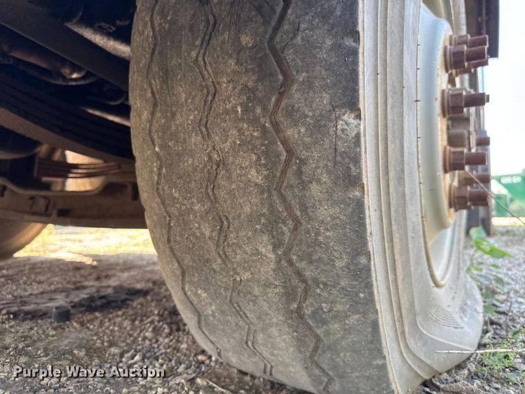 image for item EU5135 2013 Crane Carrier Low Entry refuse truck