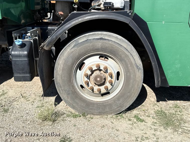 image for item EU5135 2013 Crane Carrier Low Entry refuse truck