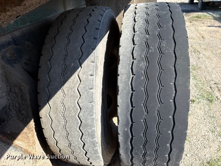 image for item EU5135 2013 Crane Carrier Low Entry refuse truck