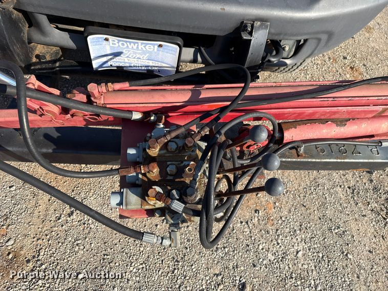 image for item EU5136 2000 Ford F450 Super Duty flatbed truck