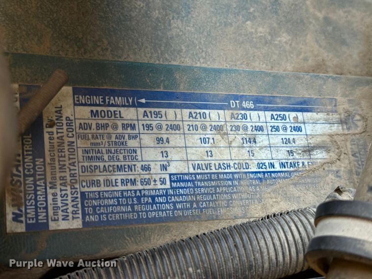 image for item EU5137 1995 International 4900 digger derrick truck