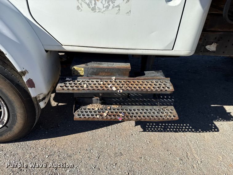 image for item EU5139 1990 International 4600 dump truck