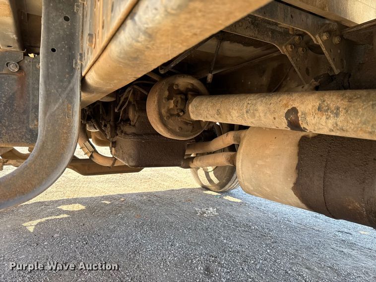 image for item EU5139 1990 International 4600 dump truck